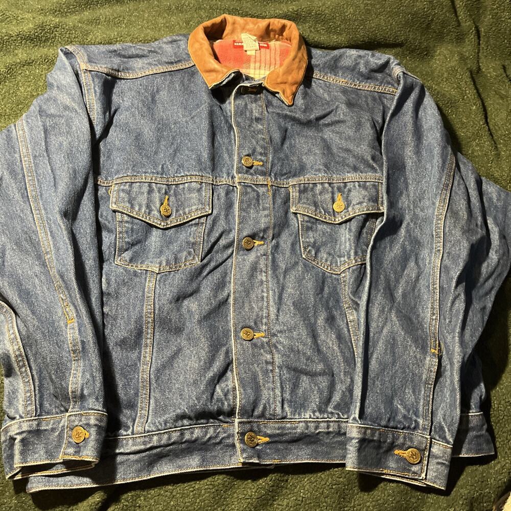 Vintage Marlboro Country Store Men's Denim Jacket Sz XL Leather Collar
